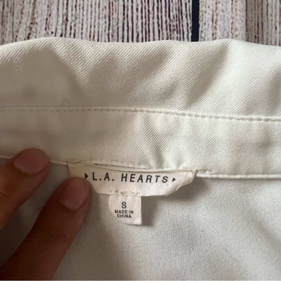 ▪️Cropped White Button Up▪️ - Picture 3 of 5